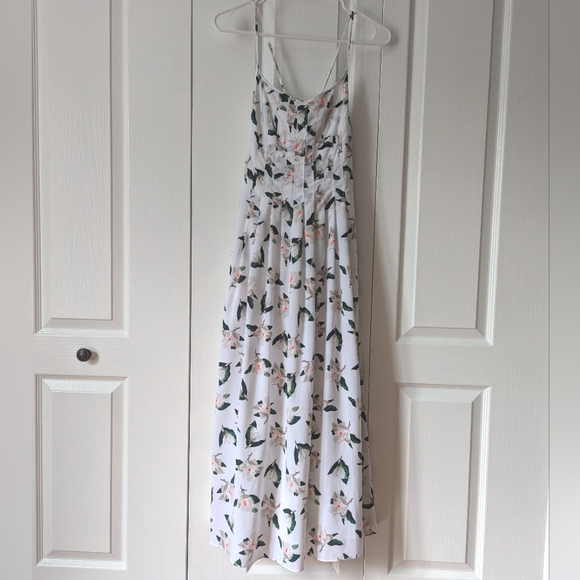 Banana Republic Maxi Dress with floral Detail size 0 - Picture 1 of 4
